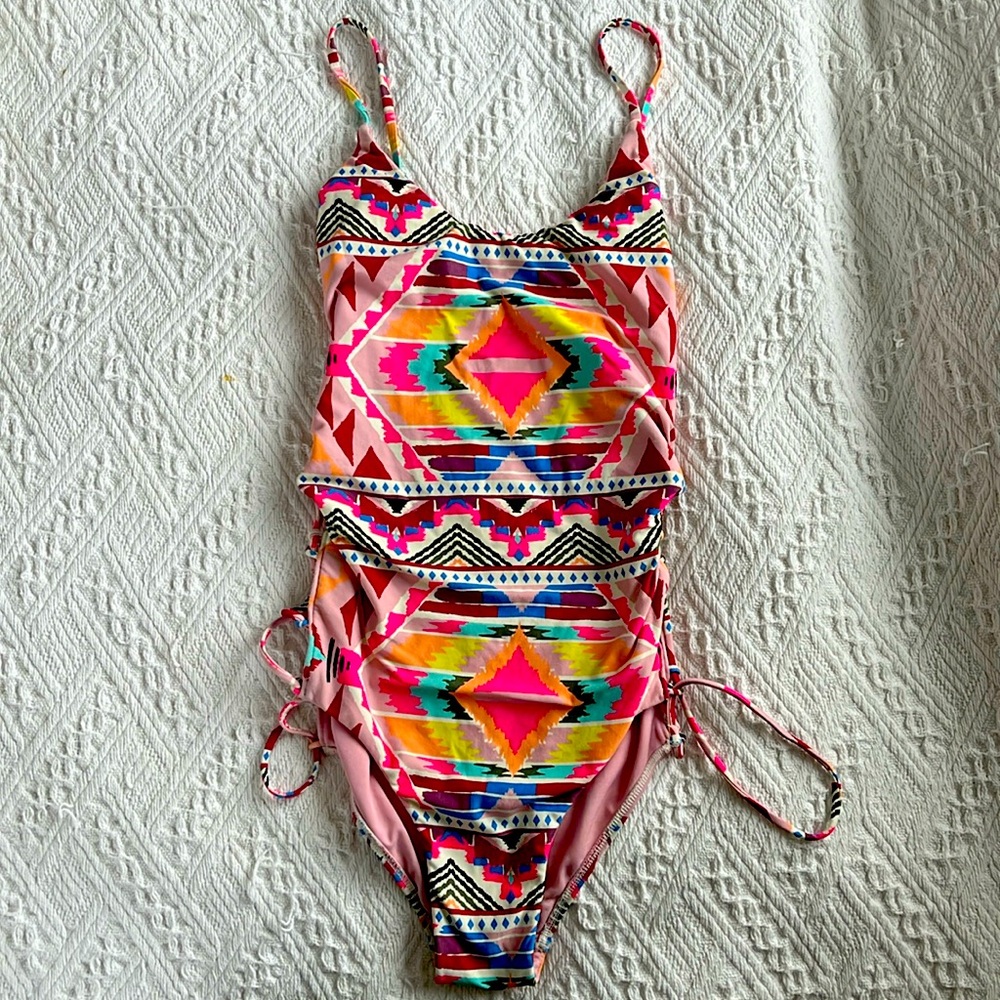 Billabong Tribe Time one piece swimsuit